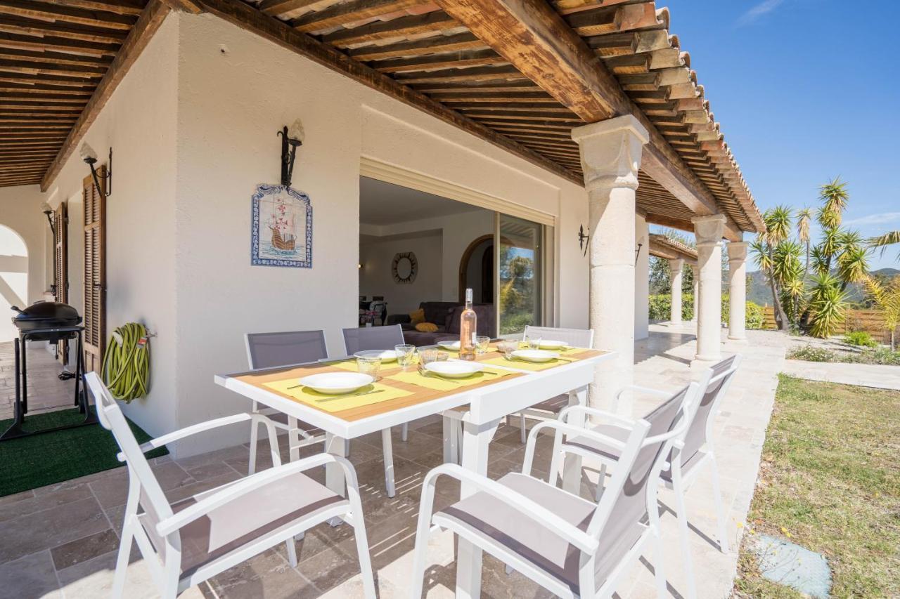 L'esterel Avec Piscine Vue 6 Pers Hébergement de vacances Fréjus